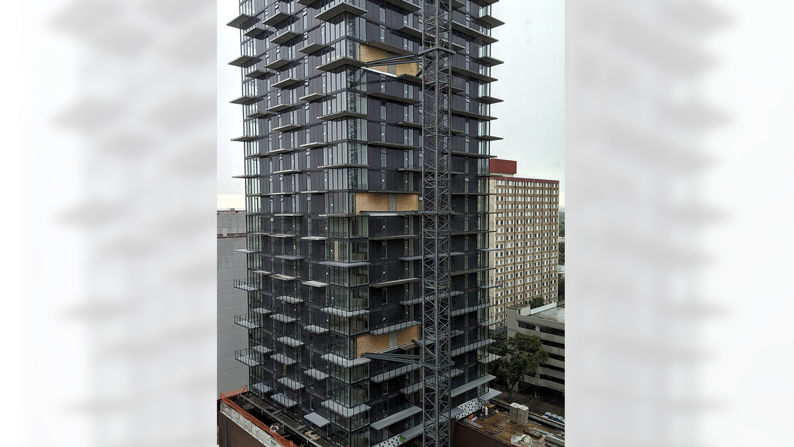 LL-0807_Garneau_tower construction_RGB_edited.jpg LL-0807_Garneau_tower construction_RGB_edited.jpg