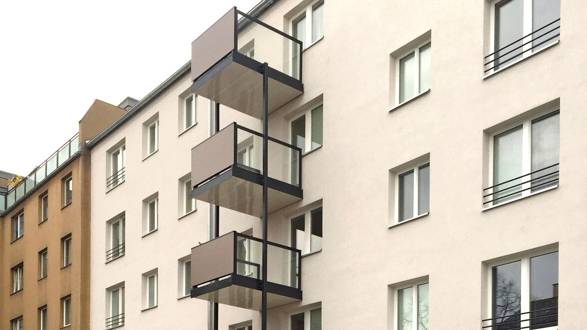 Schoeck_Sanierung_Balkon_2_ (c) Projektbau.jpg