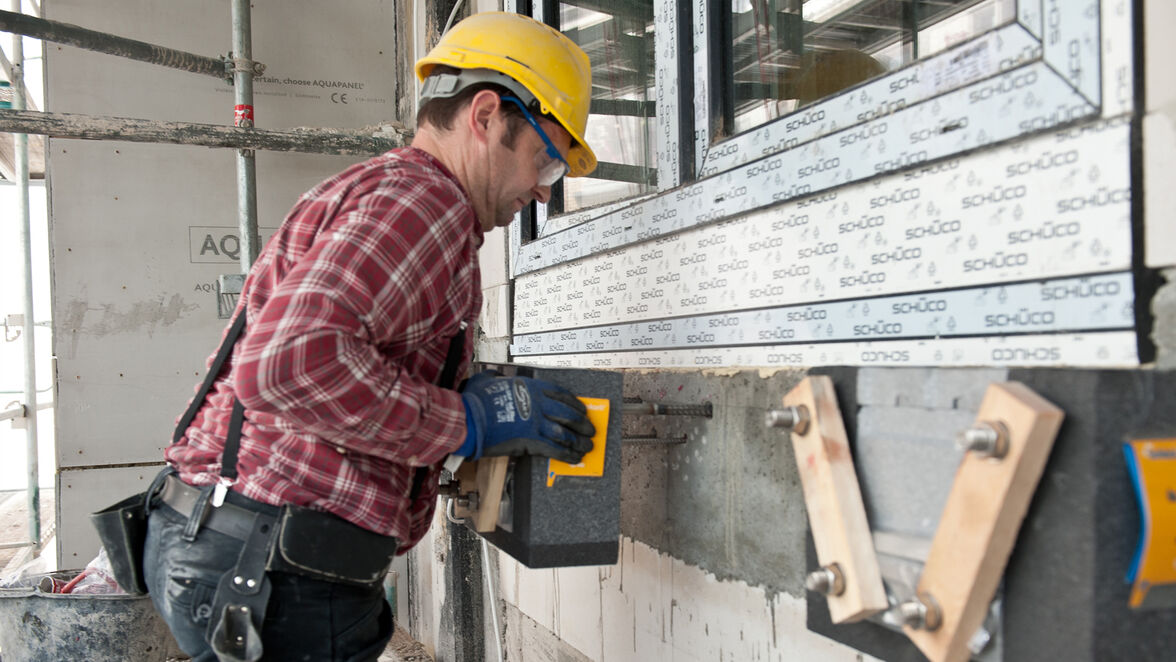 BIL_PRESSE_Einbau Isokorb RKS_16z9_FHD.jpg