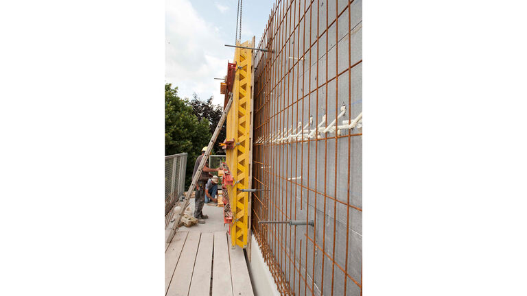 BIL_PRESSE_Illhaeusern-SpaHotel-Einsatz Thermoanker 3_16z9_FHD.jpg