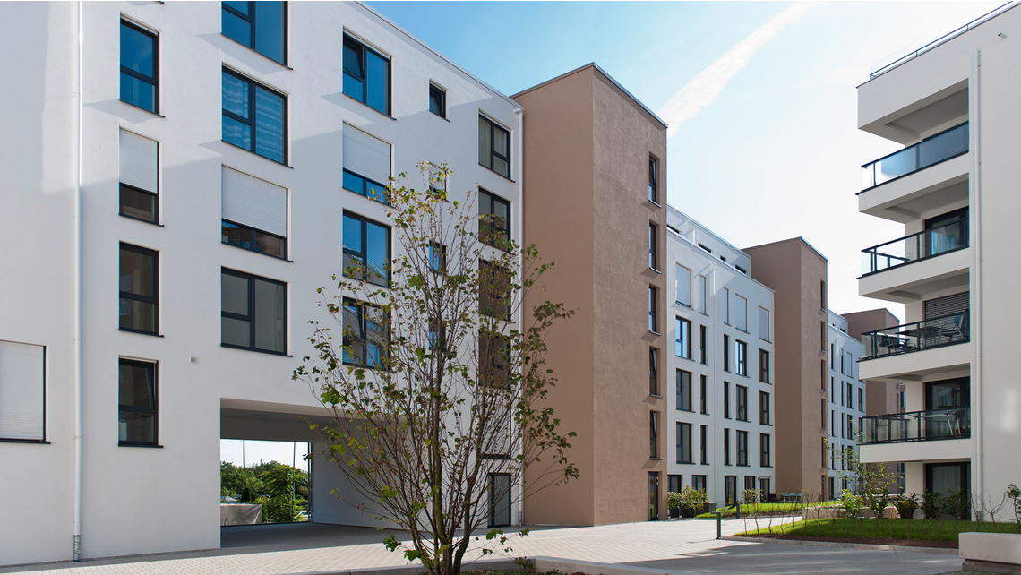 Residential park at the south end of Luisenstrasse Residential park at the south end of Luisenstrasse