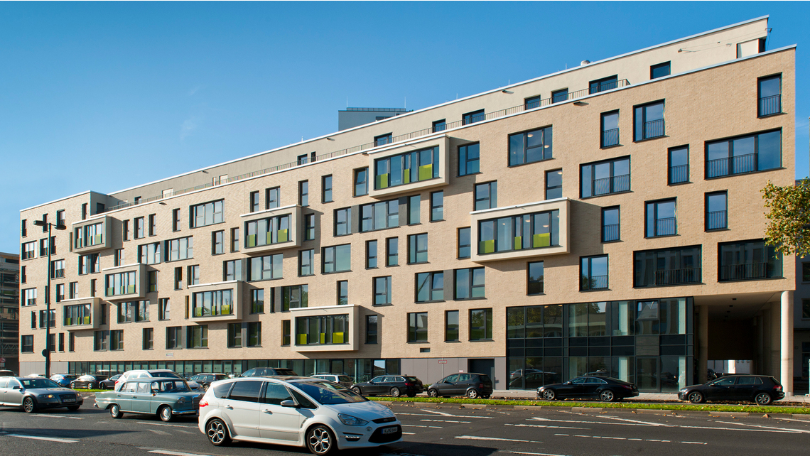 BIL_PRESSE_Seitenansicht_16z9_FHD.jpg BIL_PRESSE_Seitenansicht_16z9_FHD.jpg