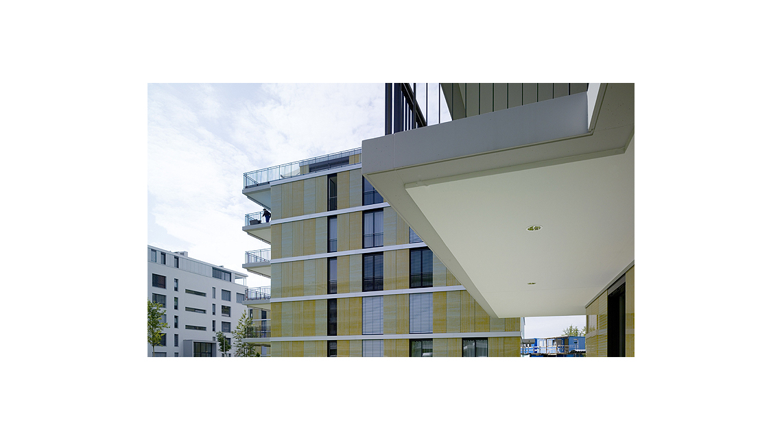 EWA_LIF_000131_710x400px_rgb_72