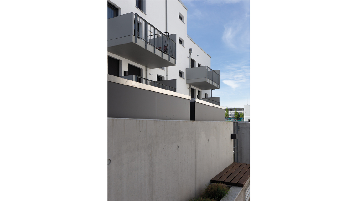 BIL_NEWS_Blink_Your_Eyes3_16z9_FHD.jpg BIL_NEWS_Blink_Your_Eyes3_16z9_FHD.jpg