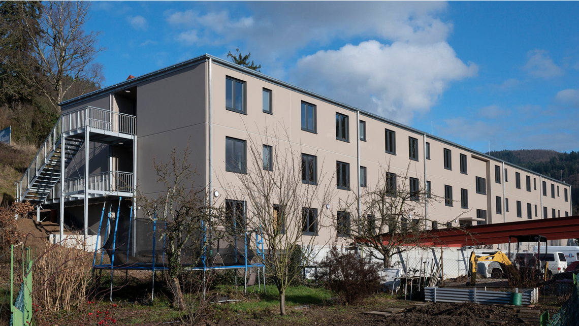 Der Spatenstich des Neubaus der Alitera GmbH in Oberkirch fand im Mai 2018 statt. Der Spatenstich des Neubaus der Alitera GmbH in Oberkirch fand im Mai 2018 statt.