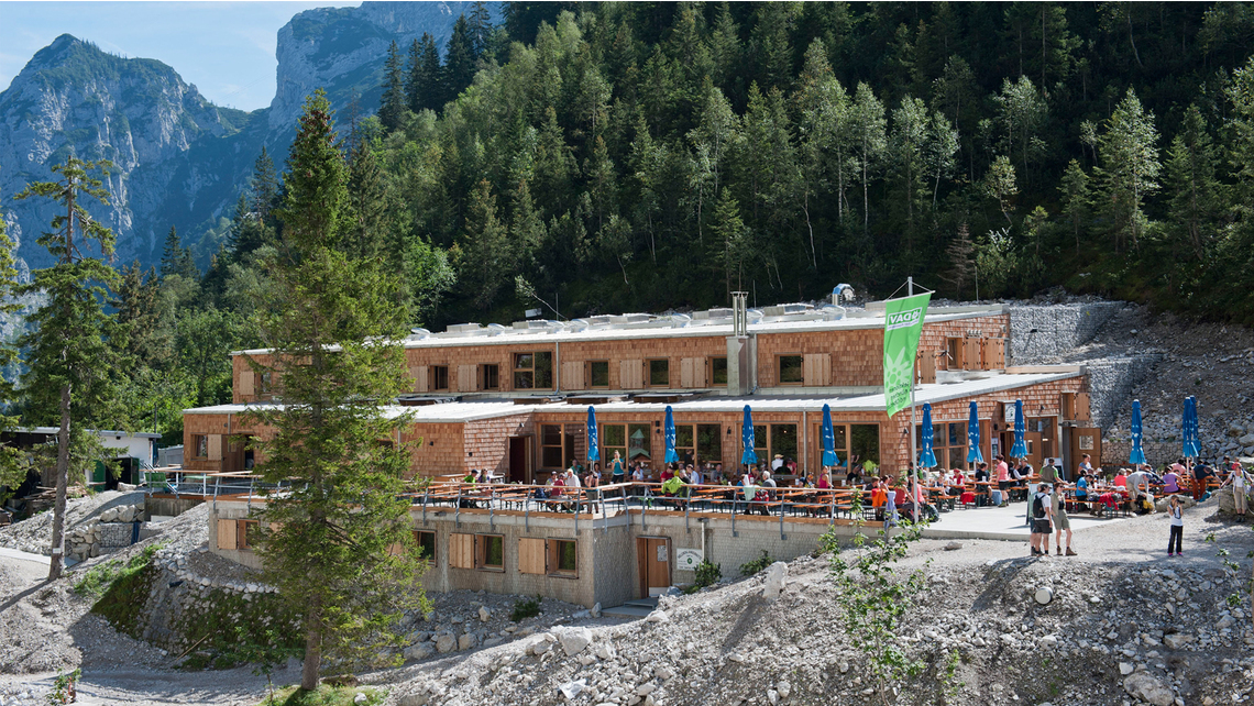 Referenz Schöck Isolink® für Betonfassaden: Höllentalangerhütte Referenz Schöck Isolink® für Betonfassaden: Höllentalangerhütte