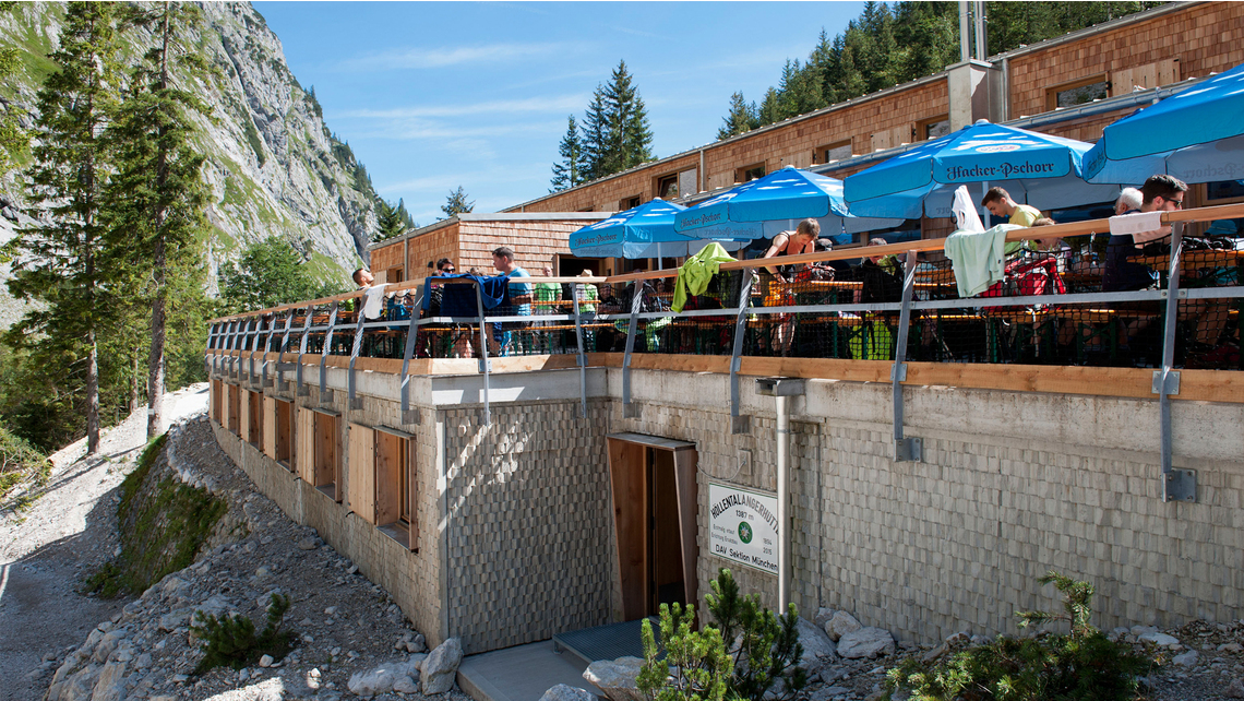 Referenz Schöck Isolink® für Betonfassaden: Höllentalangerhütte Referenz Schöck Isolink® für Betonfassaden: Höllentalangerhütte