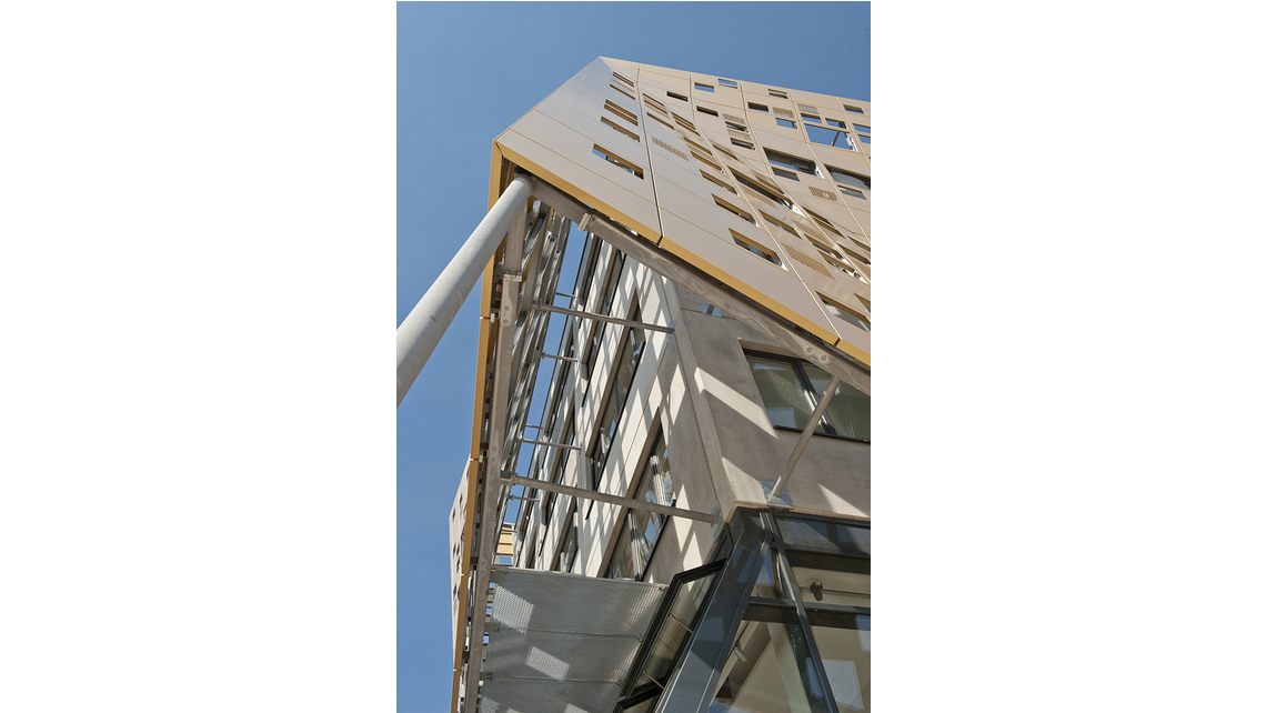 DE-Schwäbisch Gmüdn-Forum Gold und Silber-Bild1_Hochformat.jpg DE-Schwäbisch Gmüdn-Forum Gold und Silber-Bild1_Hochformat.jpg