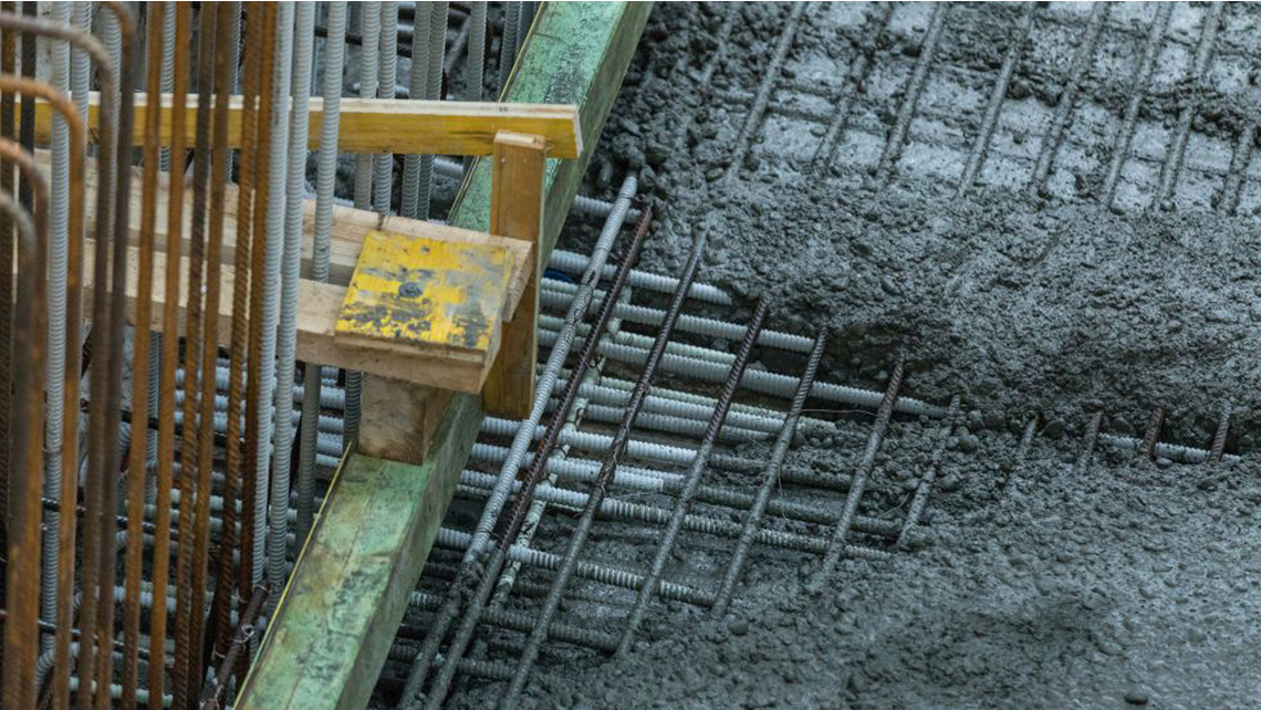 Die Spezialbewehrung Combar® von Schöck ist problemlos mit Stahl kombinierbar. Die Spezialbewehrung Combar® von Schöck ist problemlos mit Stahl kombinierbar.