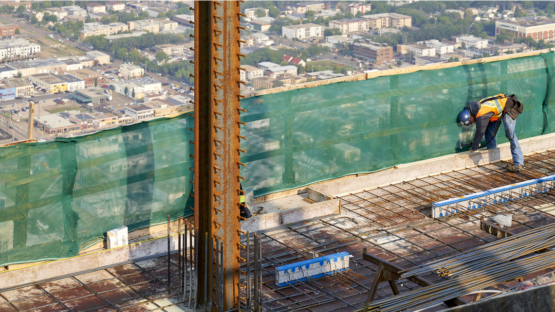 Structural thermal breaks are installed at Stantec Tower in Edmonton, Alberta Structural thermal breaks are installed at Stantec Tower in Edmonton, Alberta