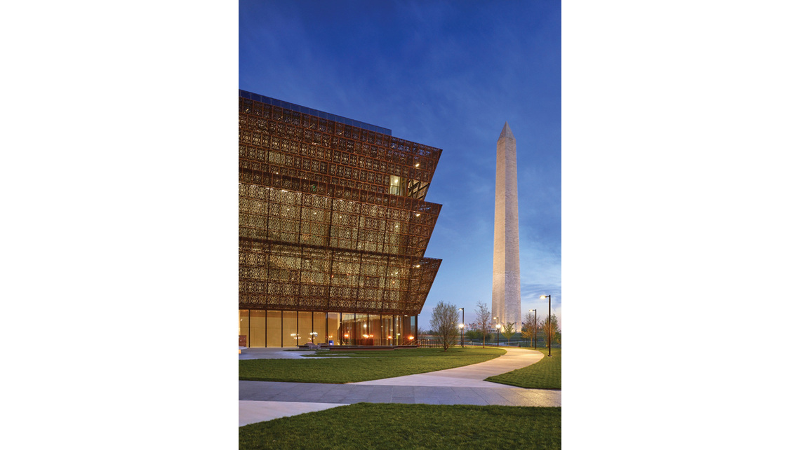 BIL_REF_US-NMAAHC-Bild2_Hochformat.jpg BIL_REF_US-NMAAHC-Bild2_Hochformat.jpg