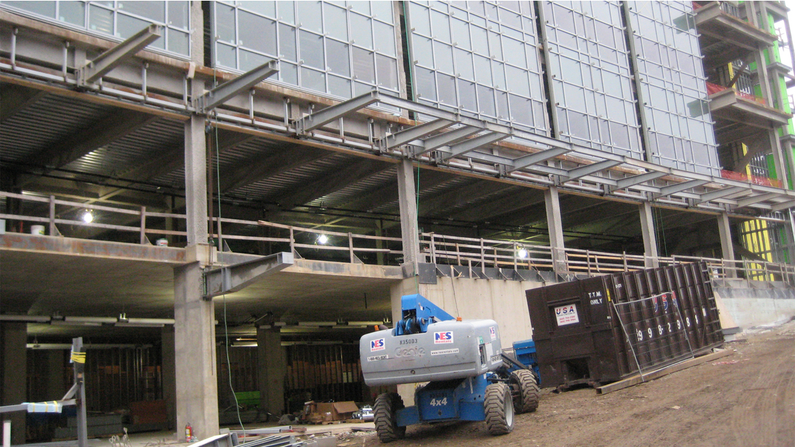 BIL_REF_US-UMASS Life Science Laboratory-Bild3_16z9_FHD.jpg BIL_REF_US-UMASS Life Science Laboratory-Bild3_16z9_FHD.jpg