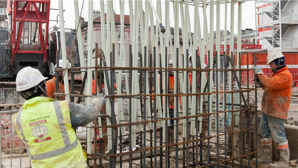 Das leicht zerspanbare Combar® für das „Soft Eye“ schließt an die Stahlbewehrung an. Das leicht zerspanbare Combar® für das „Soft Eye“ schließt an die Stahlbewehrung an.