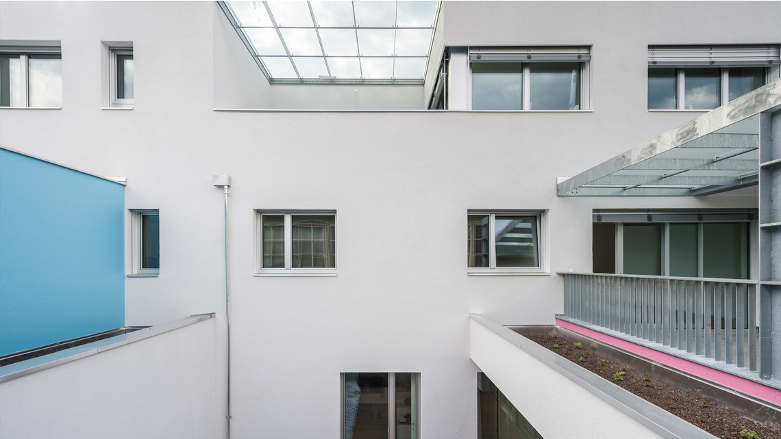 BIL_REF_IT-Bruneck-Haus an der Rienz-0503_16z9_FHD.jpg BIL_REF_IT-Bruneck-Haus an der Rienz-0503_16z9_FHD.jpg