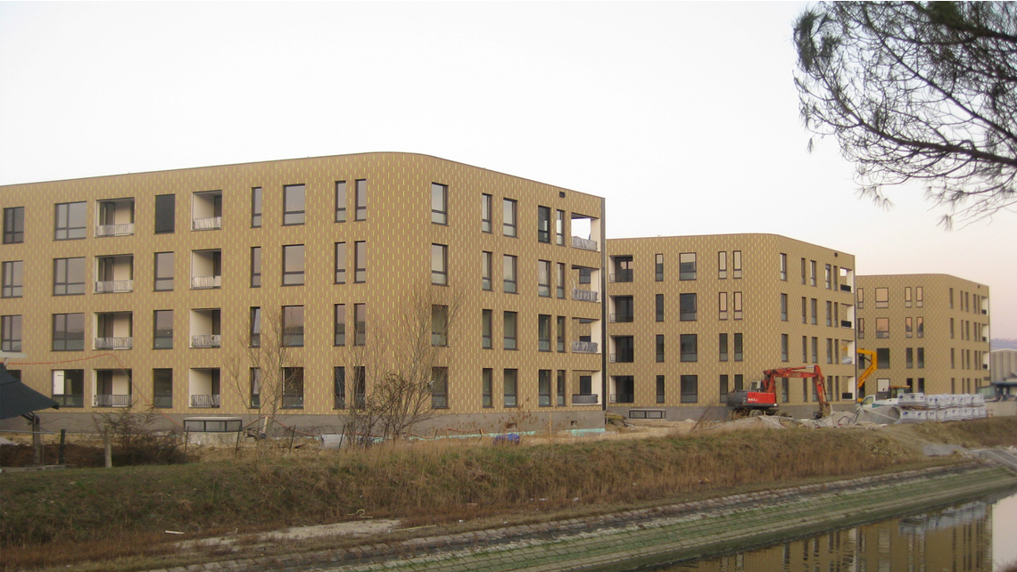 BIL_REF_SI-Koper-Zazidava ulica 15. Maja-Bild4_16z9_FHD.jpg BIL_REF_SI-Koper-Zazidava ulica 15. Maja-Bild4_16z9_FHD.jpg