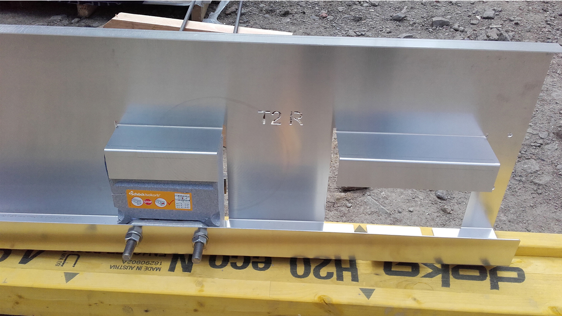 Aluminium sjabloon om de Schöck Isokorb® op de juiste manier te kunnen plaatsen Aluminium sjabloon om de Schöck Isokorb® op de juiste manier te kunnen plaatsen