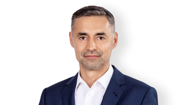 BIL_MA_Hasanov--Ajrat_16z9_FHD_2021