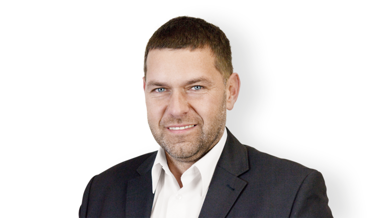 BIL_MA_Kujawski--Tomasz_16z9_FHD_2021