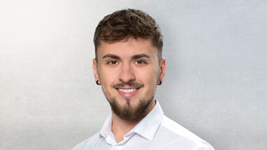 BIL_MA_Mujanovic--Armin_16z9_FHD_2021.jpg BIL_MA_Mujanovic--Armin_16z9_FHD_2021.jpg