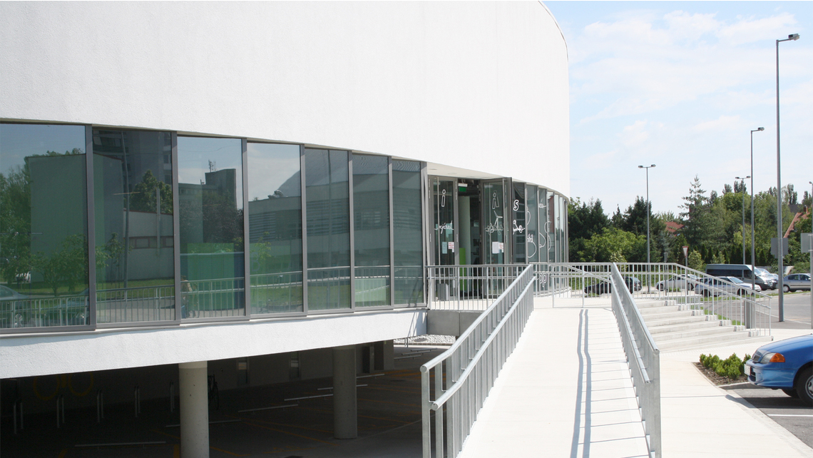 BIL_REF_HU-Győr-Mobilis Interaktív Kiállítási Központ-Bild3_16z9_FHD.jpg BIL_REF_HU-Győr-Mobilis Interaktív Kiállítási Központ-Bild3_16z9_FHD.jpg