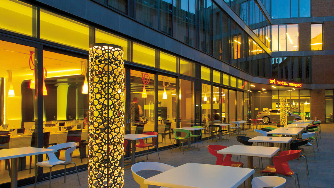 BIL_REF_HU-Szeged-Hotel Szeged-Bild1_16z9_FHD.jpg BIL_REF_HU-Szeged-Hotel Szeged-Bild1_16z9_FHD.jpg