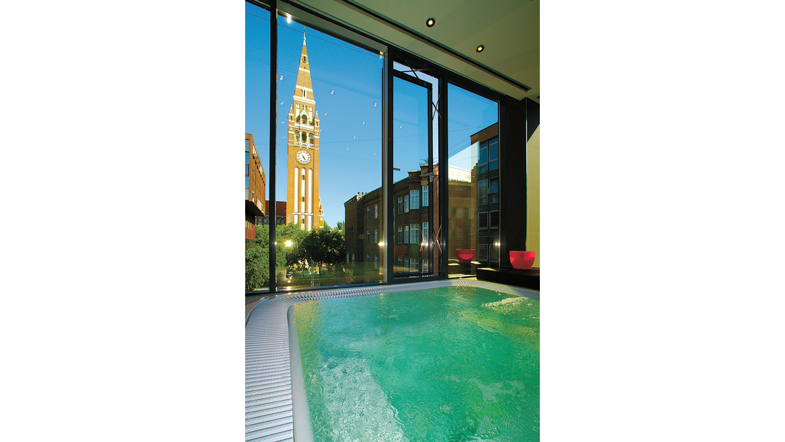 BIL_REF_HU-Szeged-Hotel Szeged-Bild4_Hochformat.jpg BIL_REF_HU-Szeged-Hotel Szeged-Bild4_Hochformat.jpg