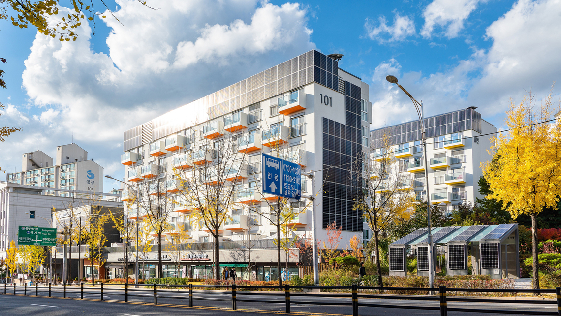 BIL_NEWS_EZhouse_2_16z9_FHD.jpg BIL_NEWS_EZhouse_2_16z9_FHD.jpg