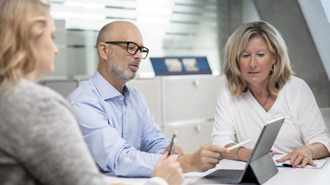 BIL_NEWS_Service_16z9_FHD_21RL.jpg BIL_NEWS_Service_16z9_FHD_21RL.jpg