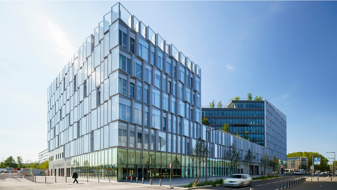 Biotope, siège de Métropole Européenne de Lille. Biotope, siège de Métropole Européenne de Lille.