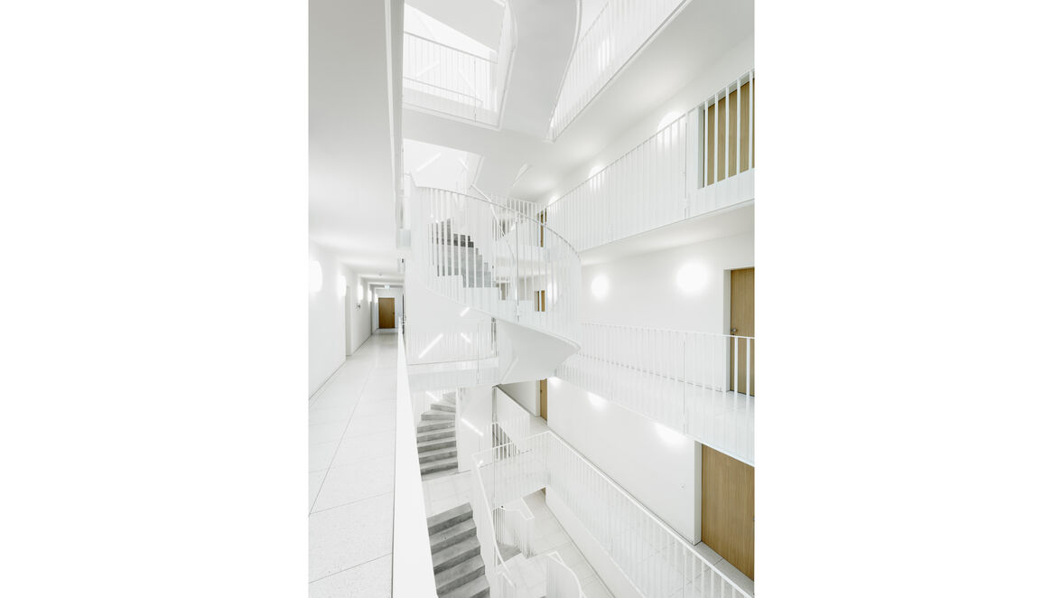 Die Lösung, um die hohen Anforderungen an den Trittschallschutz im Objekt „immergrün“ zu erfüllen, fanden die Planer im Trittschalldämmelement Schöck Tronsole®.