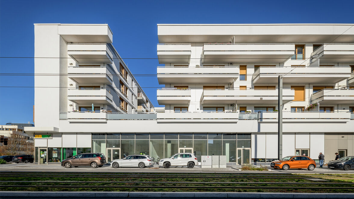 Im Bauteil 1 der Westarkaden wurden auch Balkonauskragungen über Eck gestaltet.