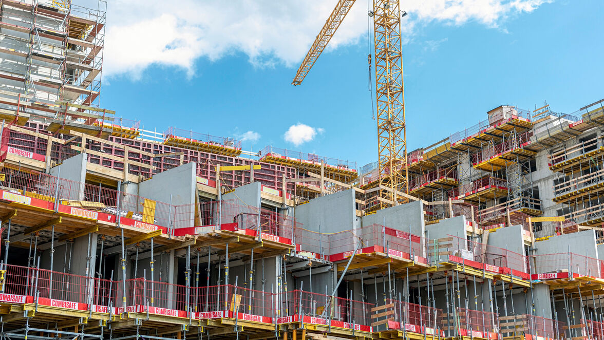 Als Teil der Statik trennt das tragende Wärmedämmelement Schöck Isokorb thermisch die komplex angeordneten Loggien und Balkone und reduziert dadurch Wärmebrücken auf ein Minimum.