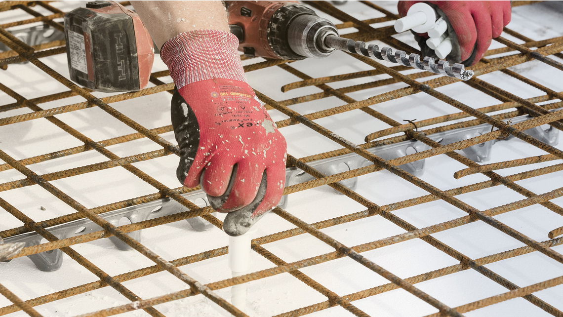 Schöck Isolinki tüüp C-SH peale asetatavatele fassaadikatetele asetatakse vähemalt 6 cm sügavusele soojustuse sisse. Schöck Isolinki tüüp C-SH peale asetatavatele fassaadikatetele asetatakse vähemalt 6 cm sügavusele soojustuse sisse.