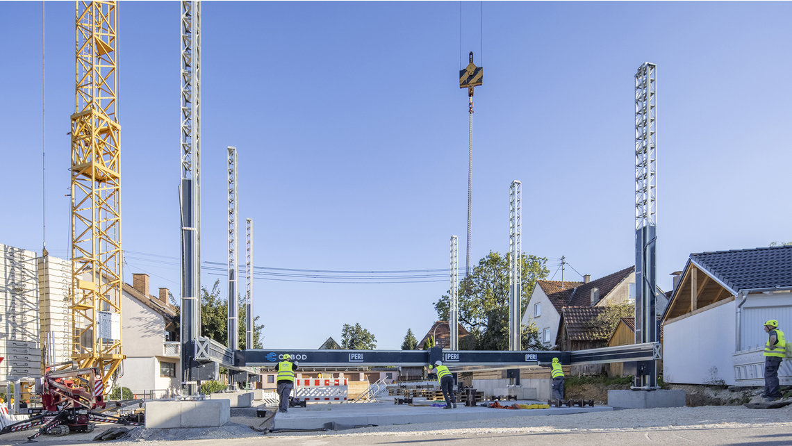 1_PERI 3D-Betondruck_aufgebauter 3D-Drucker_16z9.jpg 1_PERI 3D-Betondruck_aufgebauter 3D-Drucker_16z9.jpg