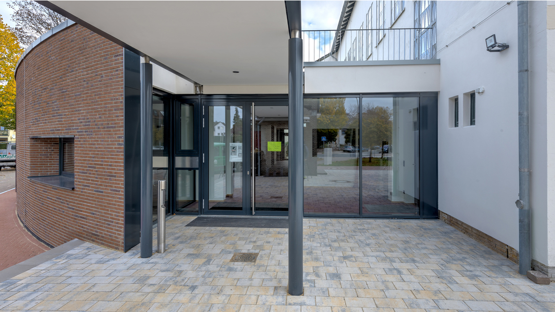 Gemeindehaus-Seelze_2_16-9.jpg Gemeindehaus-Seelze_2_16-9.jpg