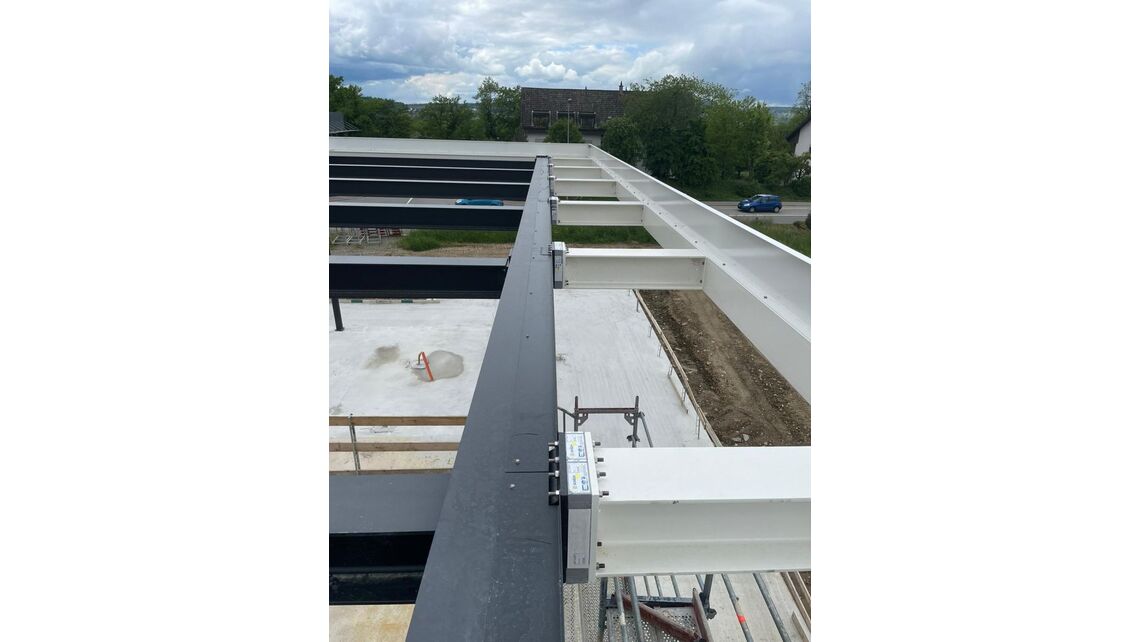 1684825593325.jpg 1684825593325.jpg