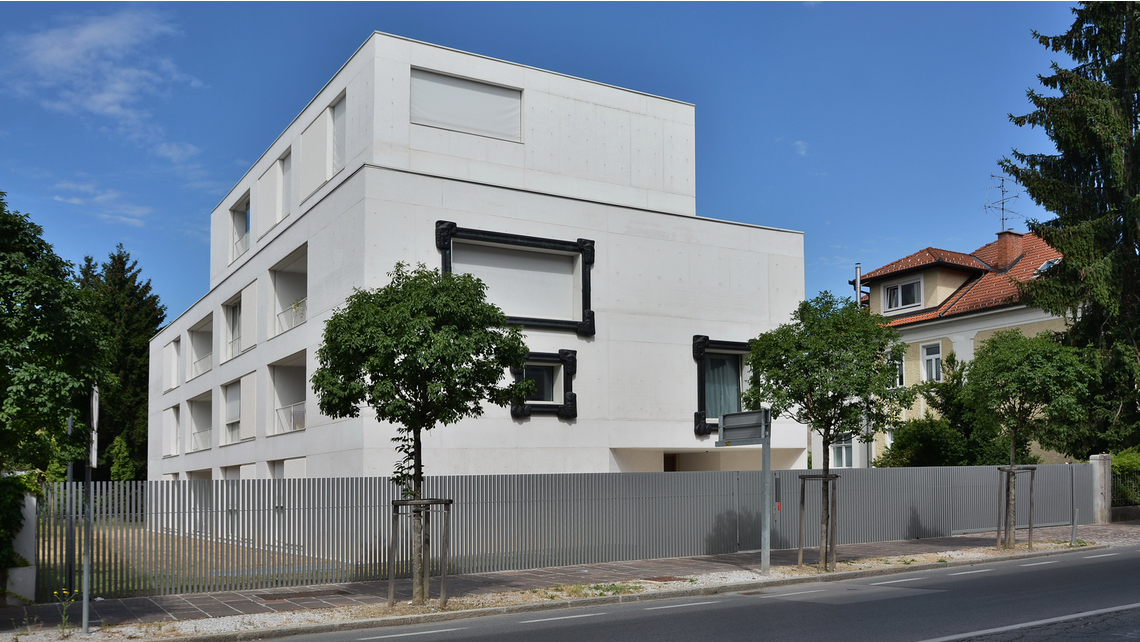 BIL_REF_Ljubljana_K Hisa_5_16z9.jpg BIL_REF_Ljubljana_K Hisa_5_16z9.jpg