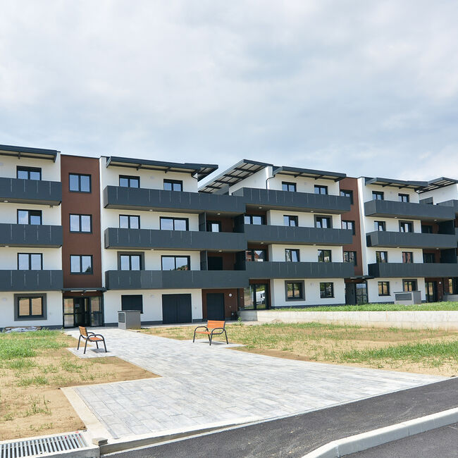 BIL_REF_Ptuj_Blok Tames_8_16z9.jpg