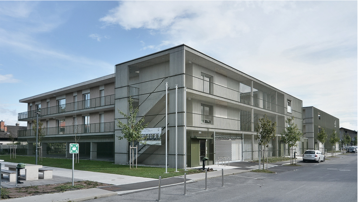 BIL_REF_SI-Ljubljana-Dolgi most II-stanovanjska soseska-Za progo 5-8603_#SALL_AQU_V2.jpg BIL_REF_SI-Ljubljana-Dolgi most II-stanovanjska soseska-Za progo 5-8603_#SALL_AQU_V2.jpg