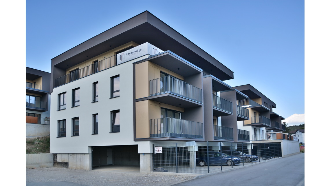 DSC_8051.JPG DSC_8051.JPG