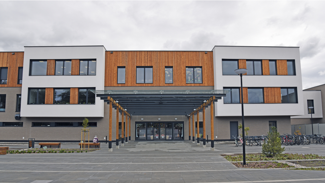 DSC_2077_16z9.jpg DSC_2077_16z9.jpg