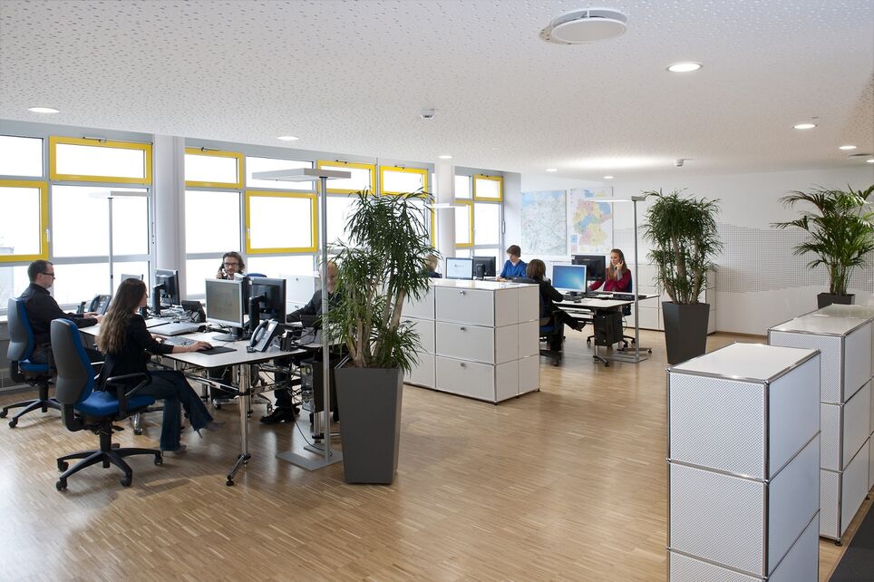 Bueroarbeitsplatz 2013_kl.jpg