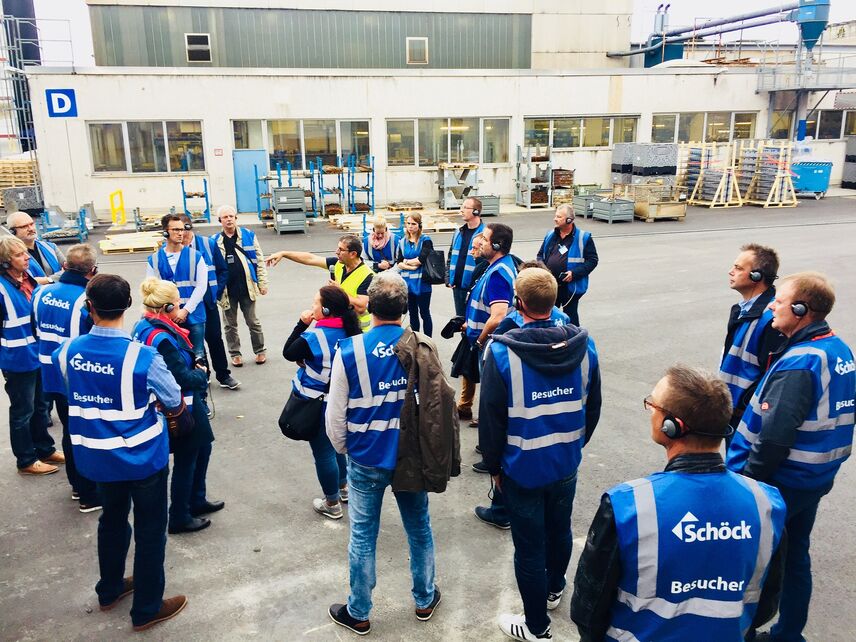 Schulz_Rundgang durch die Produktion_20.10._kl.jpg